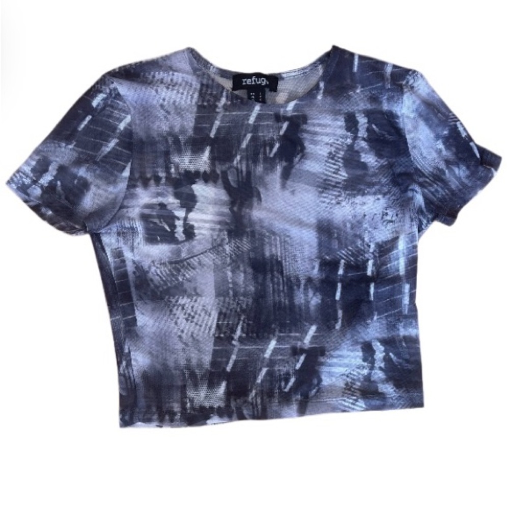 Refuge Women's Black and Gray Top